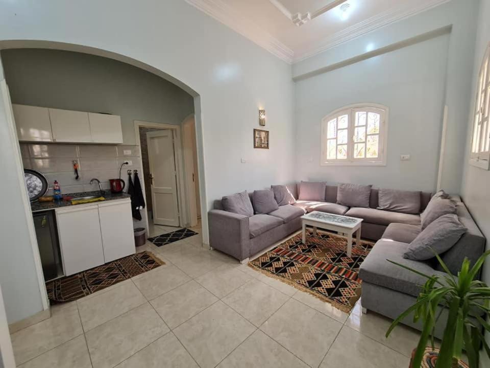 Villa Rebecca Luxor Luaran gambar