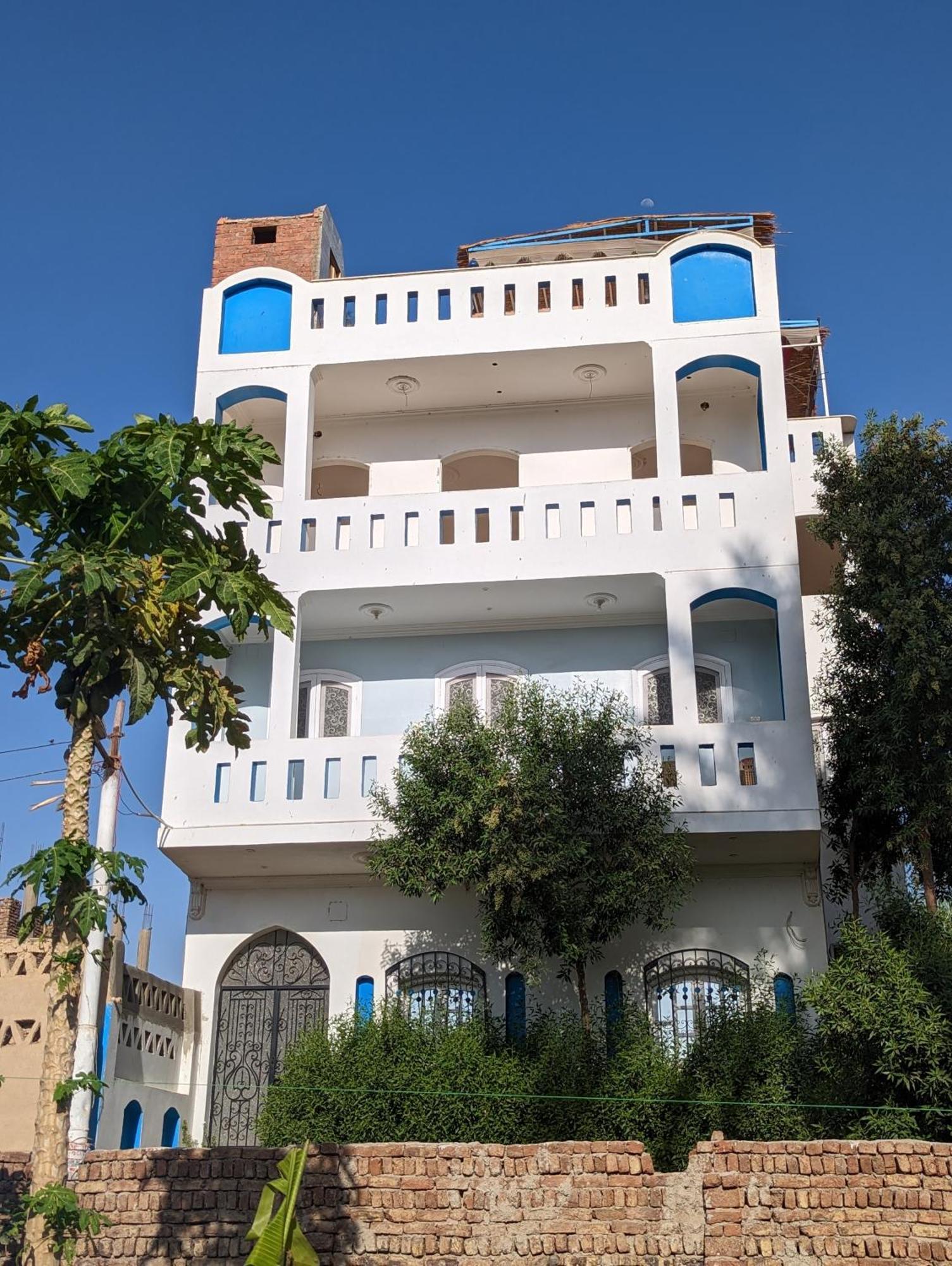 Villa Rebecca Luxor Luaran gambar
